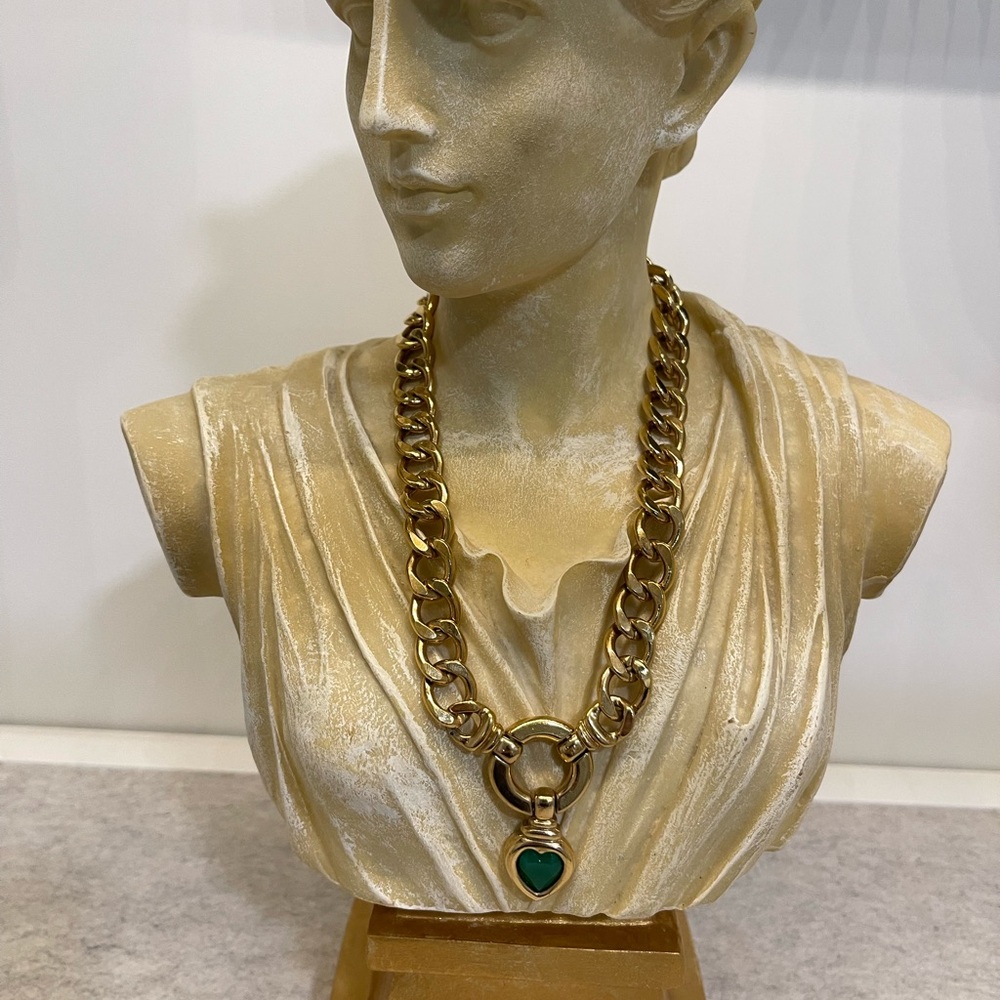 Agatha Paris Gold Necklace with Green Heart 💕